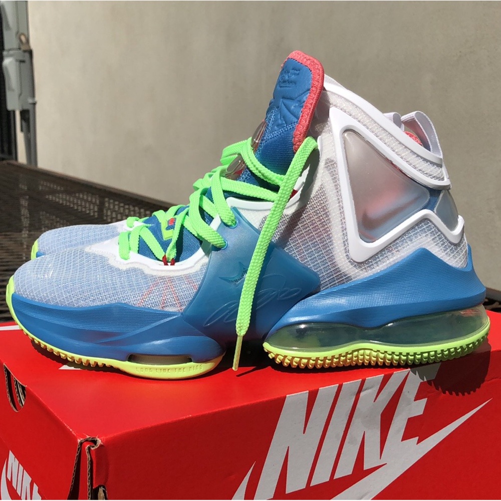 Authentic Nike Lebron XIX Dutch Blue Lime Glow Sneakers